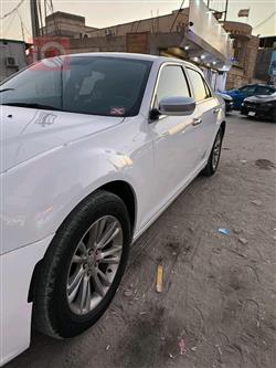 کرایسلەر 300